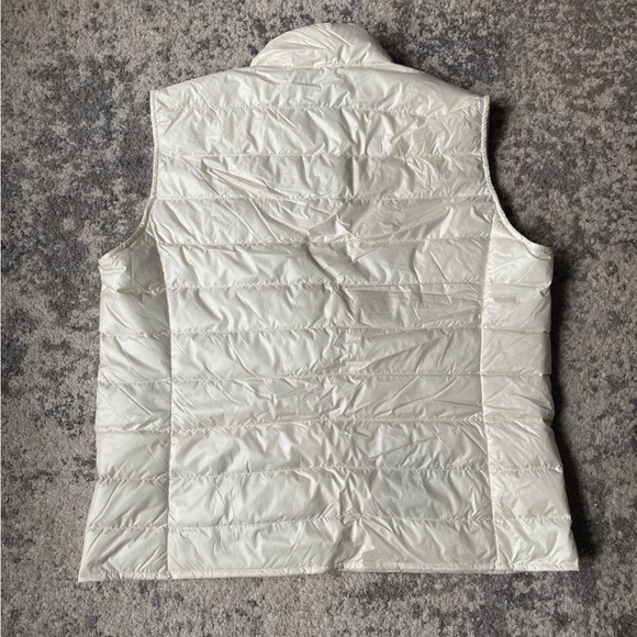 MONCLER FOR VANITY FAIR 2019 BEVERLY HILLS NEW ESTABLISHMENT SUMMIT - Picture 10 of 15